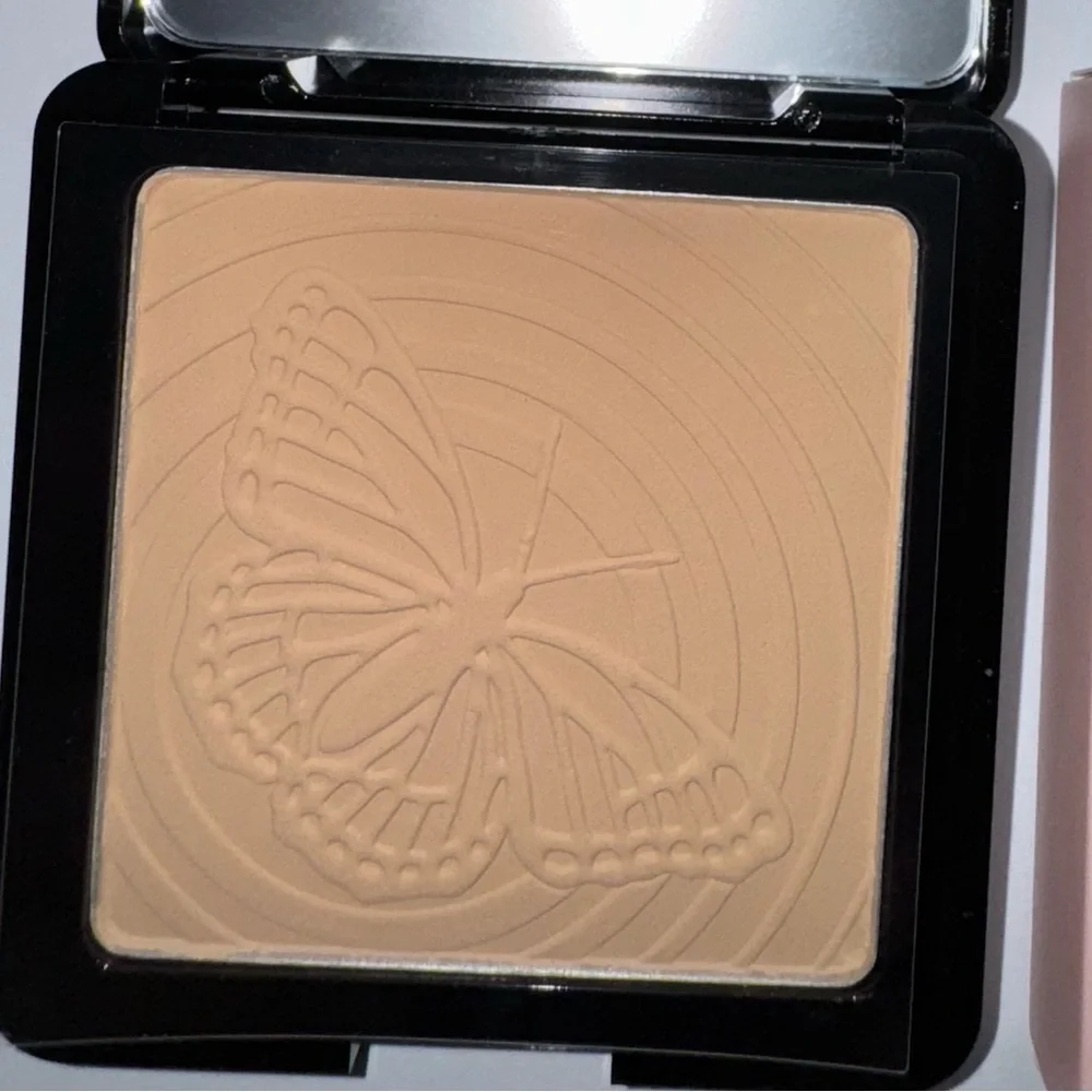 WHATS UP BEAUTY Wind Dancer Pressed Setting Powder 9g • NEW